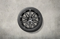 Set di ruote e pneumatici invernali RS Spyder da 22", nero lucido. Porsche Macan-e - 95C044600H